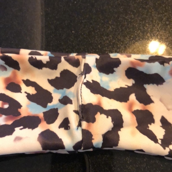 ZAFUL NWOT Animal Print String Bikini in Blues, Pinks, and Black Size 4 - Picture 6 of 8